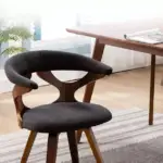 كرسي طعام بتصميم حديث