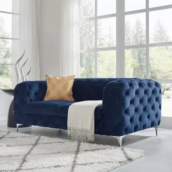كنبة مخملية ثلاثية بتصميم شيك